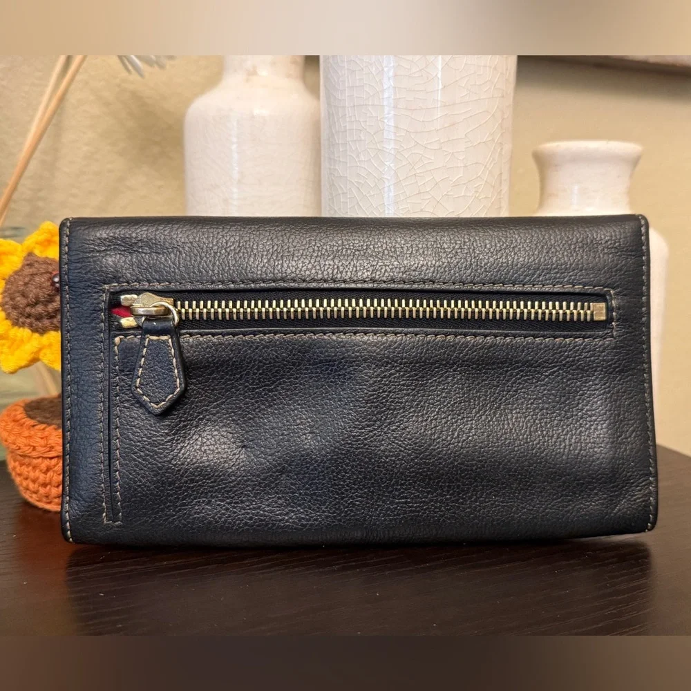 Dooney & Bourke Black Leather Wallet Red Interior Zipper Pouch - Picture 2 of 10